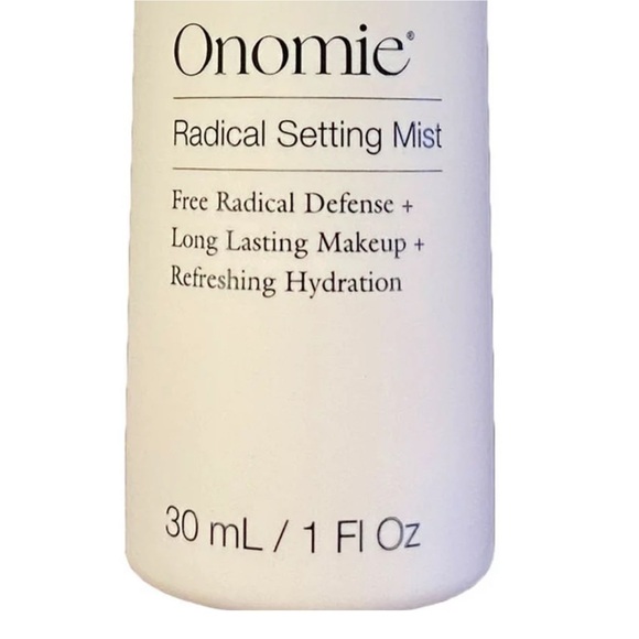 REVOLVE Onomie Radical Defense Long Lasting Setting Mist 30mL - Picture 3 of 5